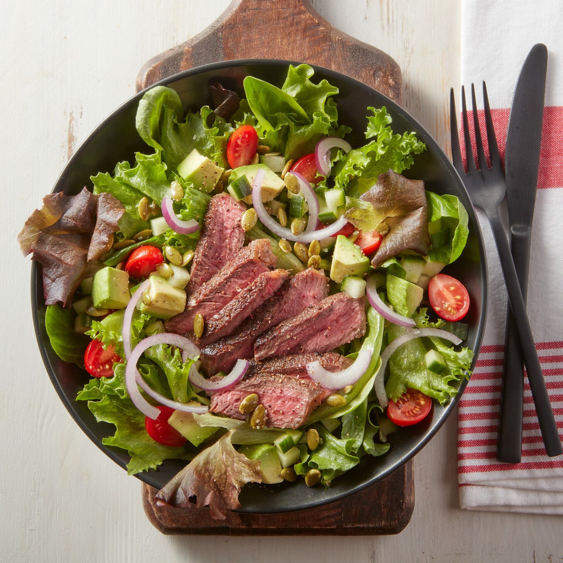 Mighty-Spring-Mix-Steak-Salad_Cropped-1